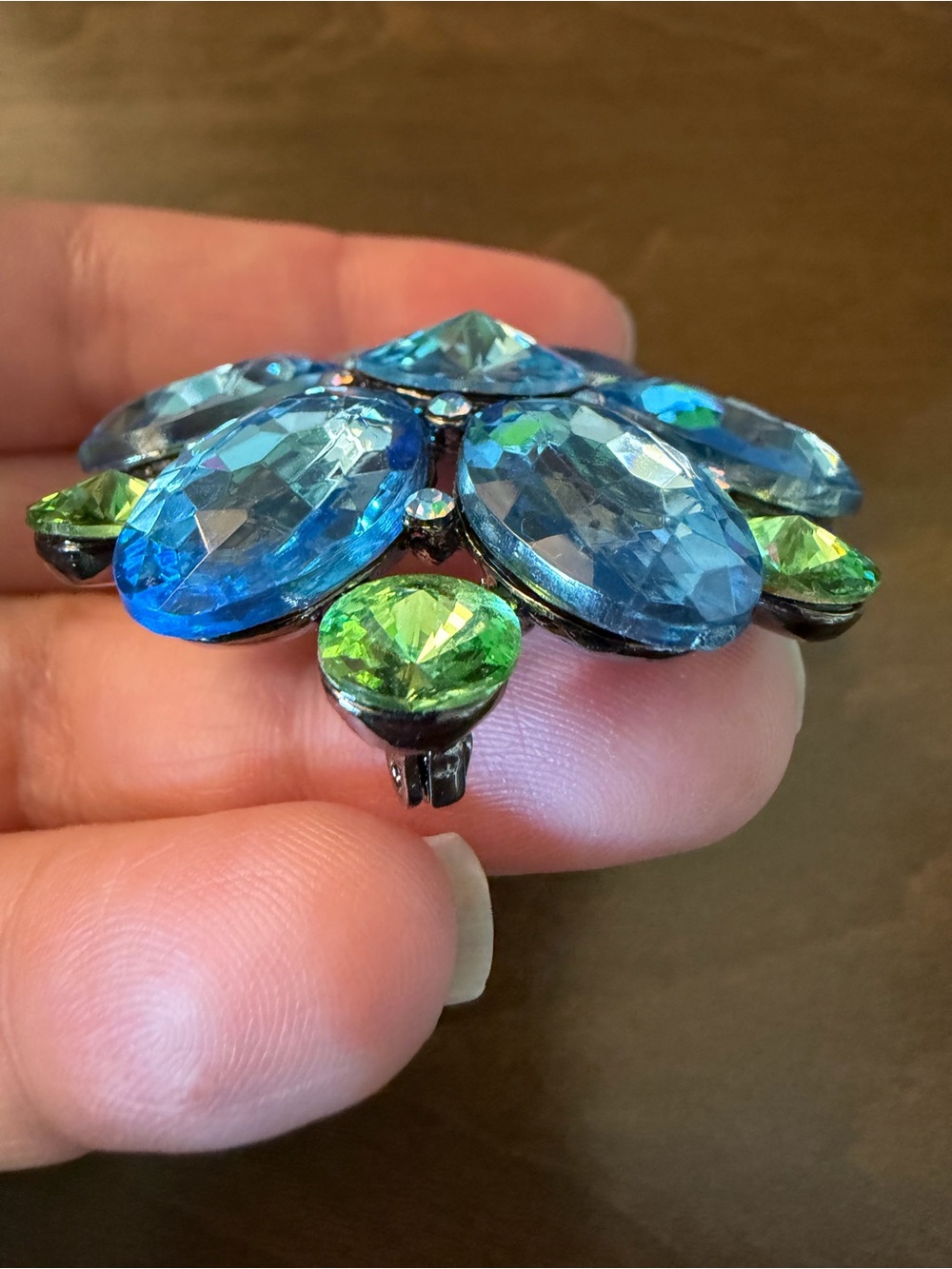 Vintage Rhinestone Cluster Brooch - Picture 2 of 3